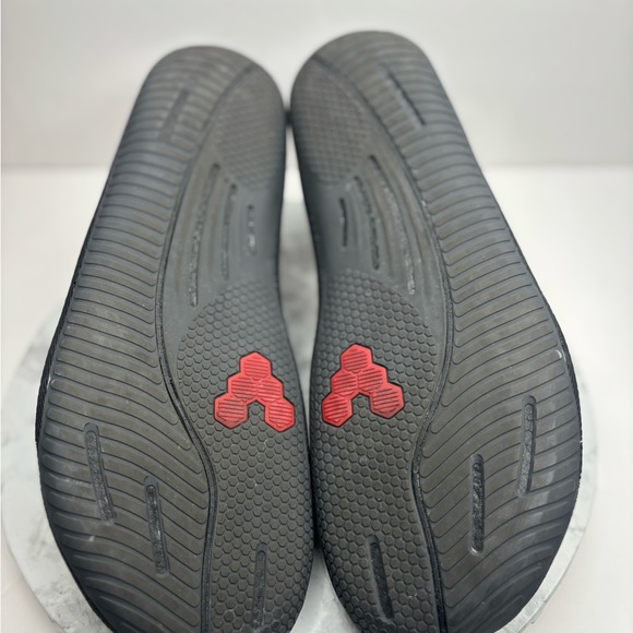 Size 10- Vivobarefoot Primus Flow men\'s barefoot 43 Eur main image 5
